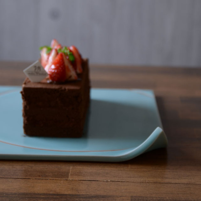 和食器　青白磁Square Plate　作家「市川博一」