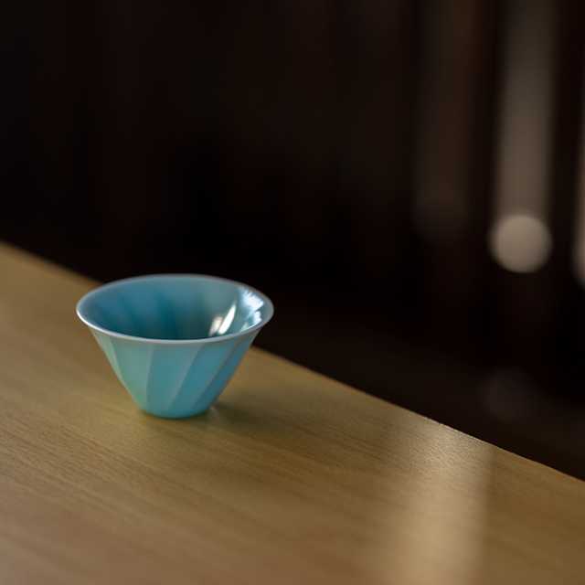 青白磁 盃 作家物 Japan Pottery Net / 青白磁盃 靑白磁酒杯