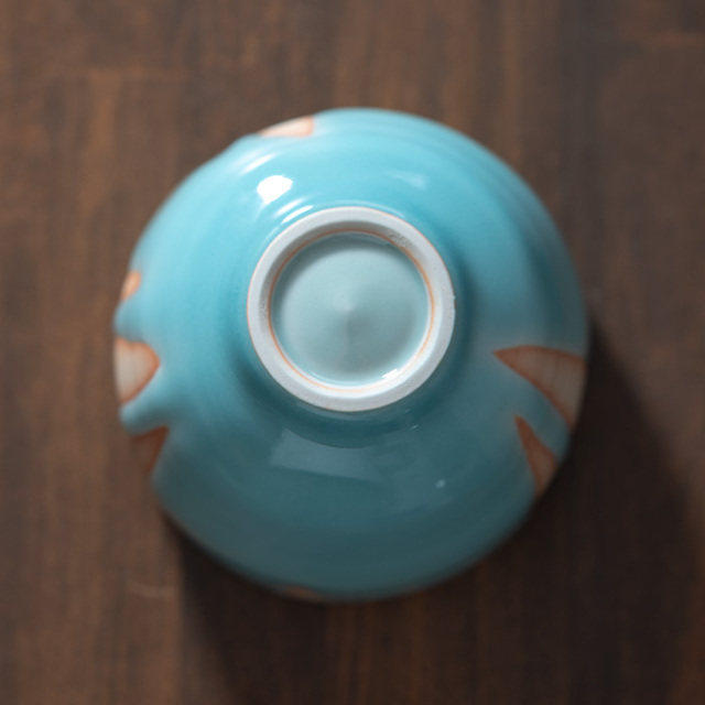 青白磁抹茶茶碗（IH-051） 作家「市川博一」