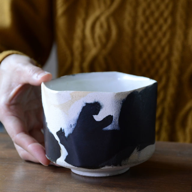 焼物　作家物　器 入荷案内〜 作家さんの猫のシリーズが入荷してます🐈‍⬛♪ 人気