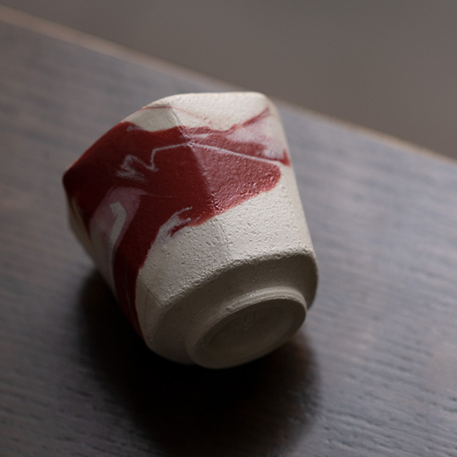 共箱付】彩墨流酒器 -白赤-（JS-699） 作家「瀬津純司」