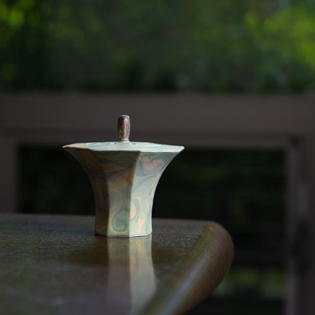 香炉