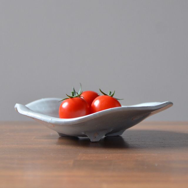 和食器 青白磁足付皿 作家「荒木漢一」