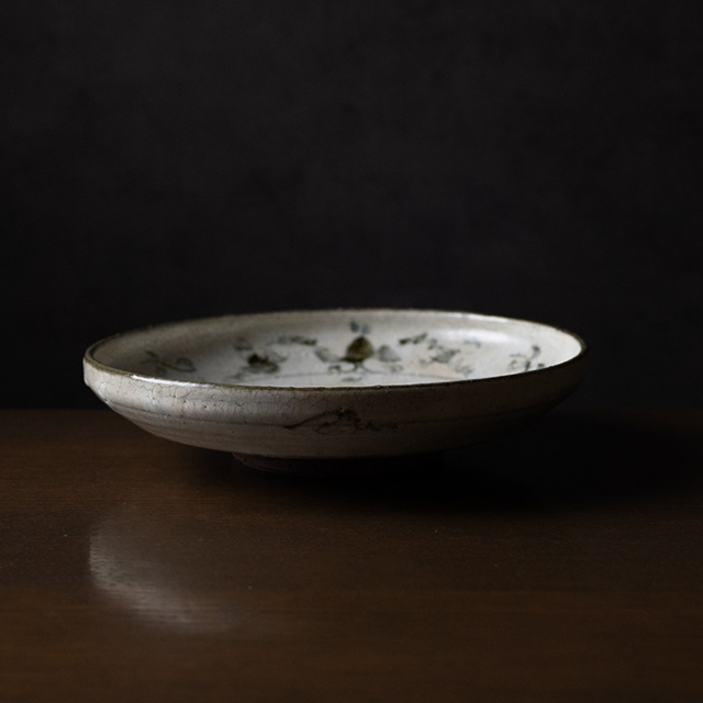 古い粉彩中皿 中皿 | 梅花皮安南六寸皿（KIA-153） 作家「荒木漢一」