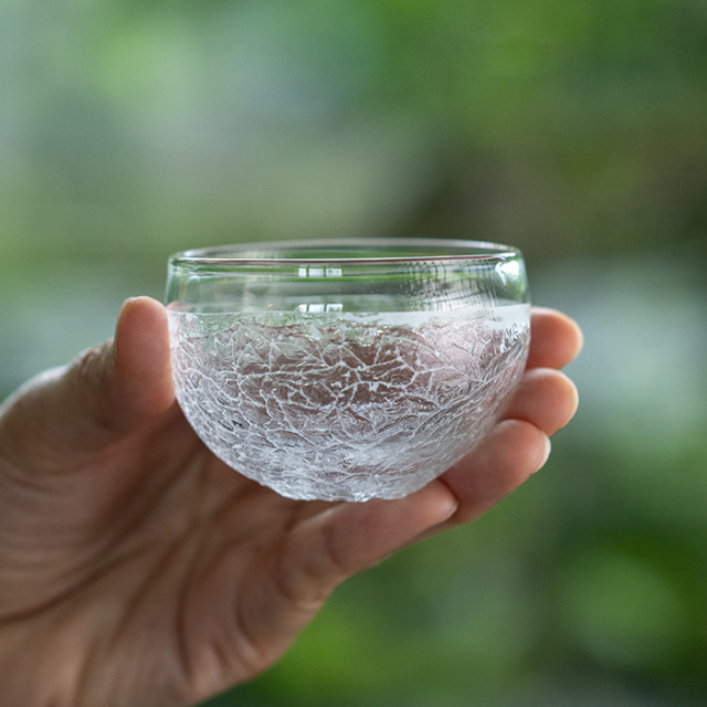 ガラス　作家　岸本耕平