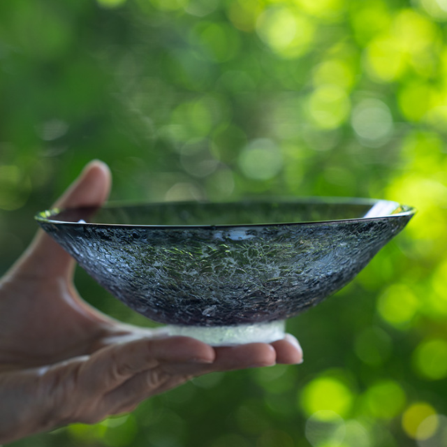 ガラス抹茶茶碗 | ガラス茶碗「薄墨」（KOK-133） 作家「岸本耕平」