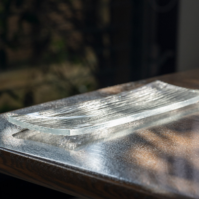 ガラス　岸本耕平