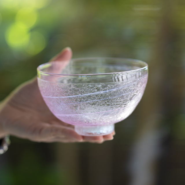 ガラス　抹茶茶碗