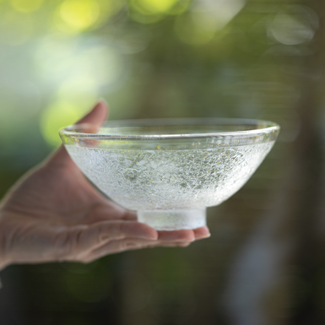 ガラス　抹茶茶碗