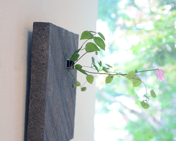 花器-黒砂流掛花生　作家「竹内紘三」