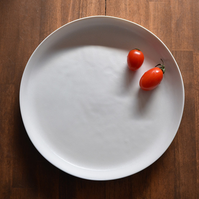 白磁 Low Rise Plate (L) 作家「竹内紘三」