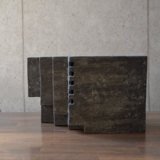 黒土花器（E） 作家「竹内紘三」