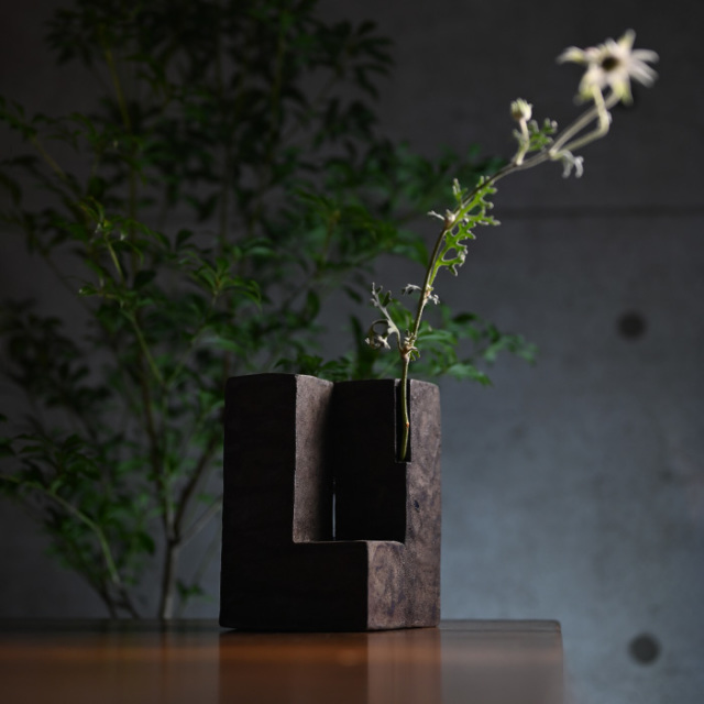 vase kouzo takeuchi
