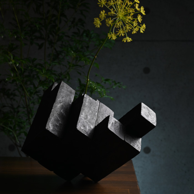 vase kouzo takeuchi