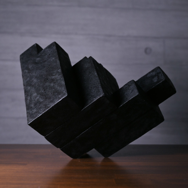 vase kouzo takeuchi