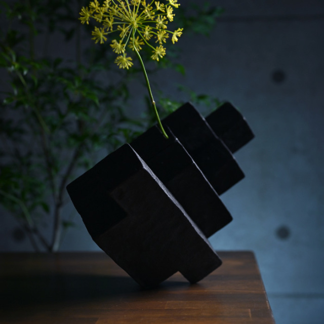 vase kouzo takeuchi