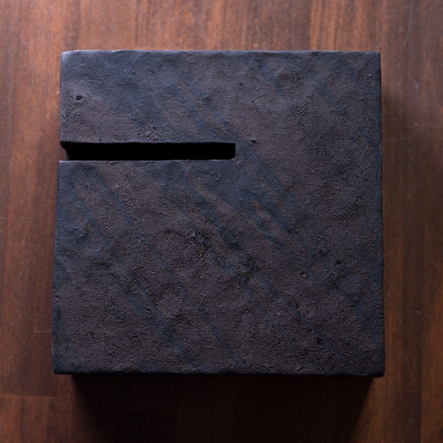 MODERN REMAINS　陶芸家：竹内絋三