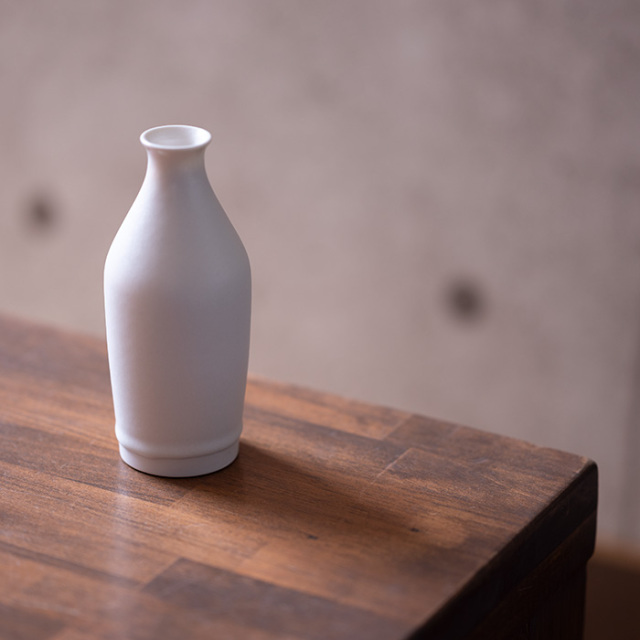 白磁一輪挿し(KT-224) 作家「竹内紘三」