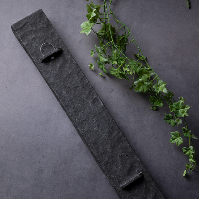 MODERN RUINS Vase