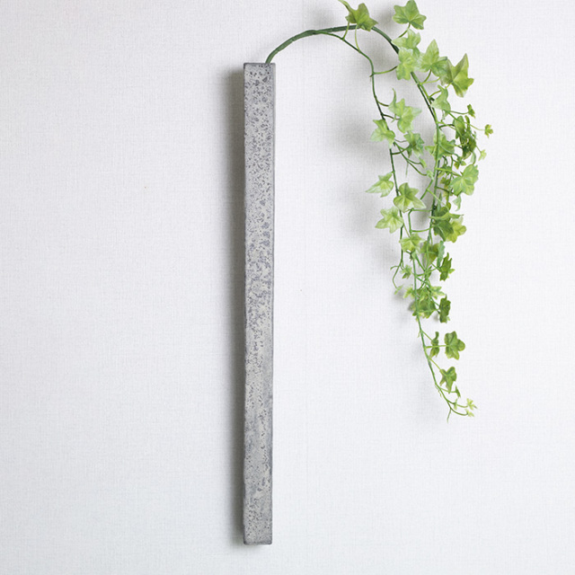 MODERN RUINS Vase
