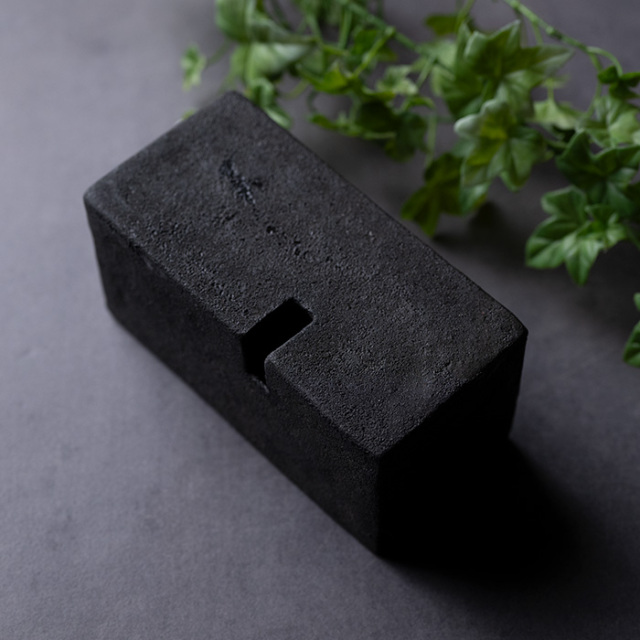 MODERN RUINS Vase