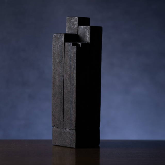 黒土花器 (KT-300) 作家「竹内紘三」