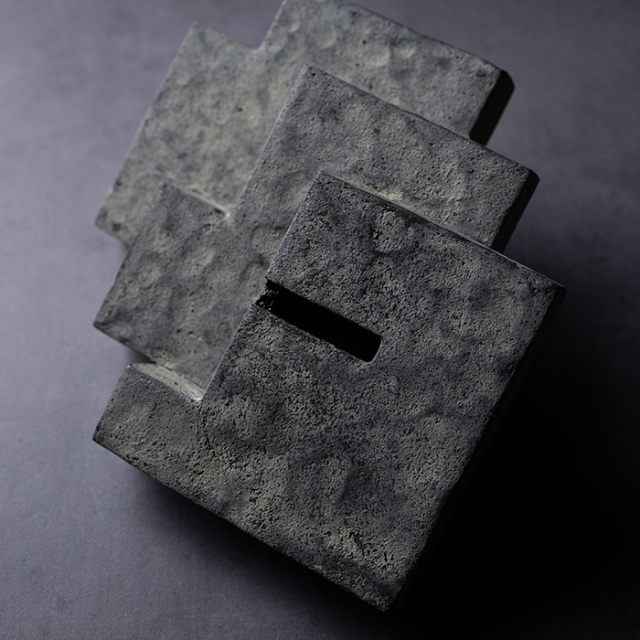 黒土花器 (KT-302) 作家「竹内紘三」