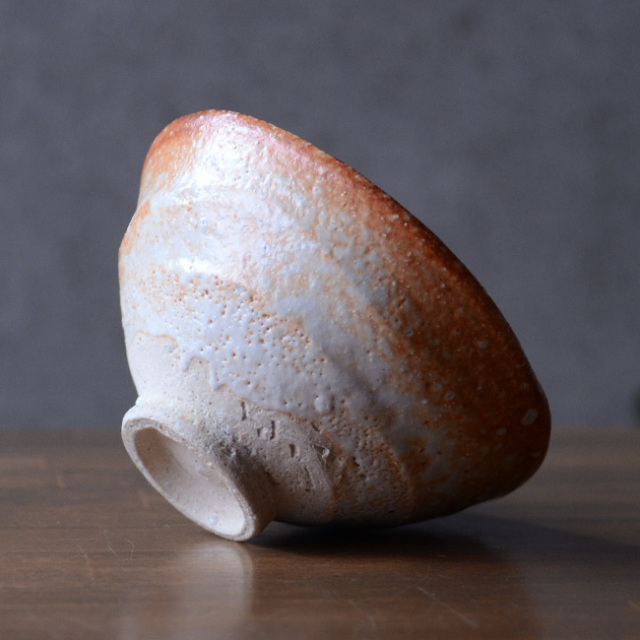 志野茶碗 志野茶碗 銘 卯花墻 – 鶴田 純久の章 お話