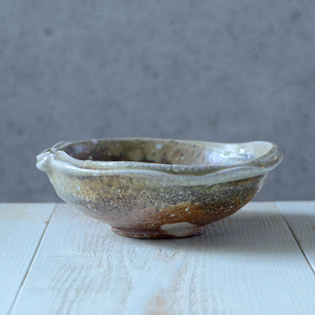 和食器　伊賀片口鉢A　作家「新学」 