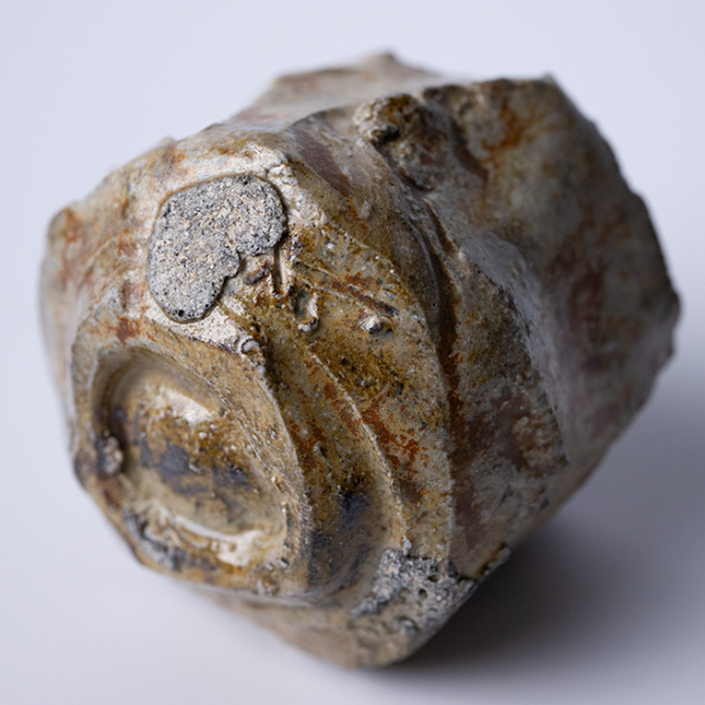 共箱付】瀬戸灰釉鎬ぐい呑（MA-353) 作家「新学」