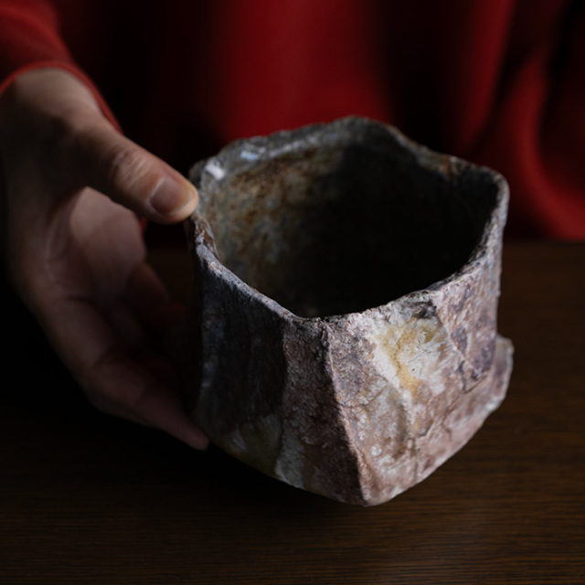 龍岩　金賢在　海州　陶窯 栗山園オンライン通販部 / 【出物】 茶摘籠形建水 朝日窯