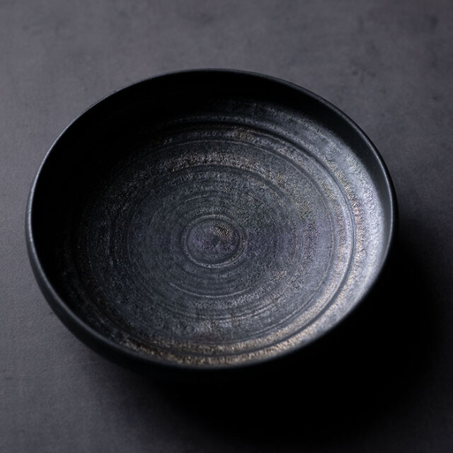 小鉢 | 黒鳴平鉢 (MOT-015) 作家「田中元将」