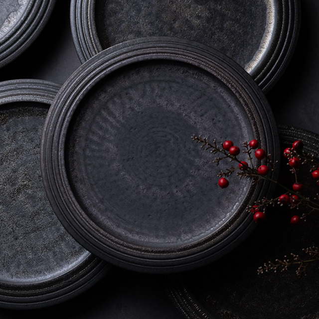 中皿 | 黒鳴リム皿 (MOT-098) 作家「田中元将」