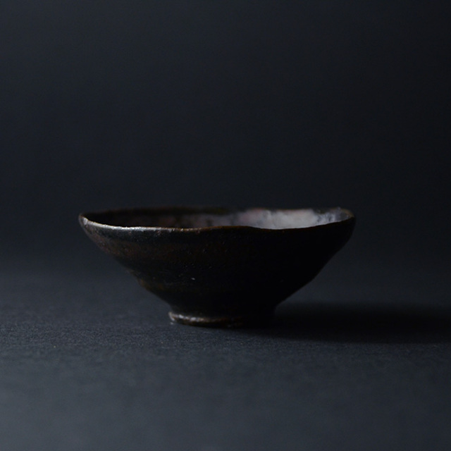 和食器　鉄彩酒盃　（共箱付A）　作家「川淵直樹」
