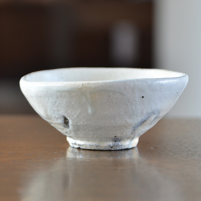 和食器　粉引酒盃　（共箱付C）　作家「川淵直樹」 