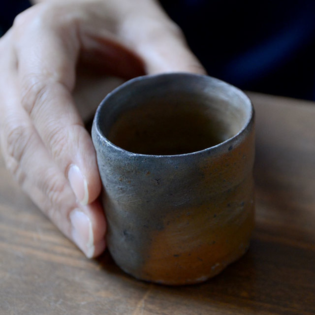 和食器　南蛮酒盃　(共箱付no.18）　作家「川淵直樹」