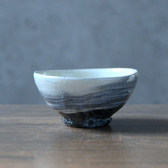 和食器　粉引酒盃　(共箱付no.11）　作家「川淵直樹」