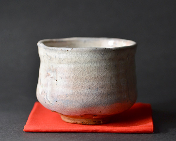 美濃粉引茶碗（木箱付）　作家「林隆一郎」