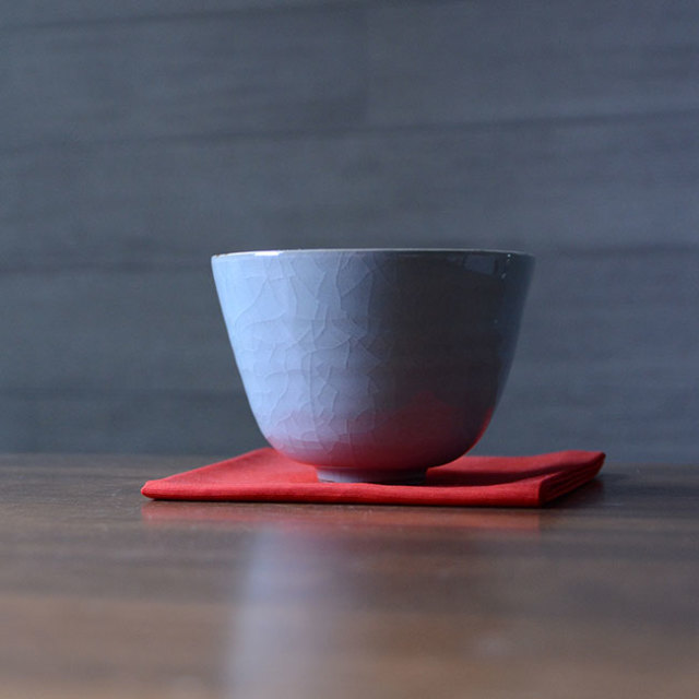 共箱付】 林隆一郎青瓷茶碗