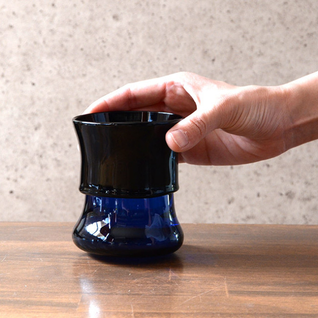 ガラス　DOMAKI ブルーカップ’　作家「飯田将平」 