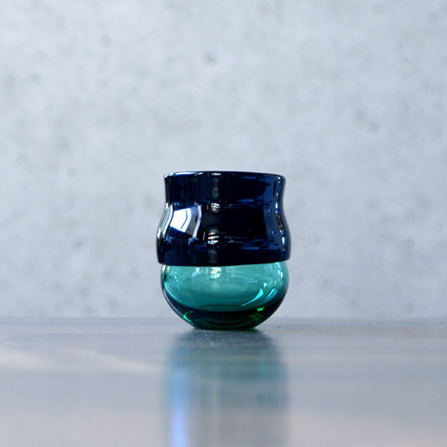 ガラス　DOMAKI “Green” ぐい呑（SI-039）　作家「飯田将平」