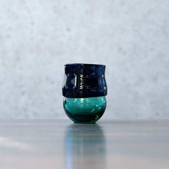 ガラス　DOMAKI “Green” ぐい呑（SI-041）　作家「飯田将平」