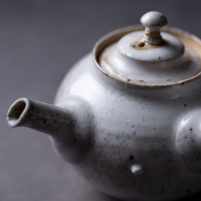 共箱付】白急須 (SOY-437) 作家「山田想」