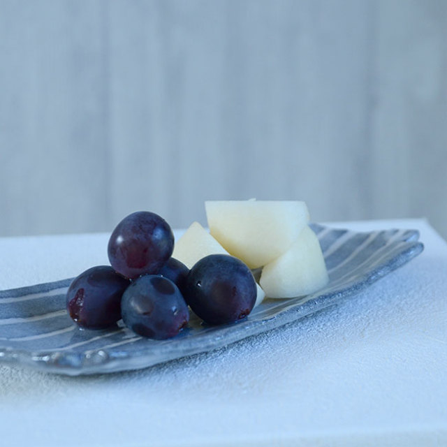 和食器　鼠志野十字長皿　作家「佐々木好正」