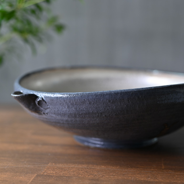 和食器 鼠志野銀彩片口大鉢”月と兎” (SS-103) 作家「佐々木好正」