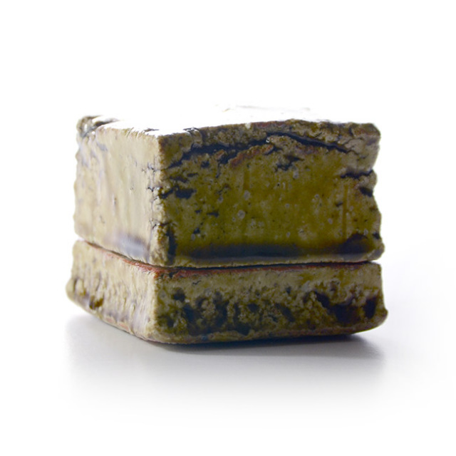 和食器　大和織部香合（共箱付C) 　作家「金本卓也」