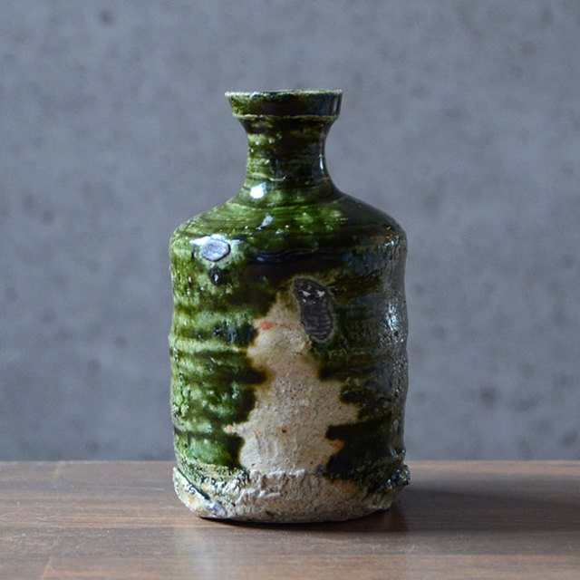 和食器　大和織部徳利（共箱付no.1) 　作家「金本卓也」