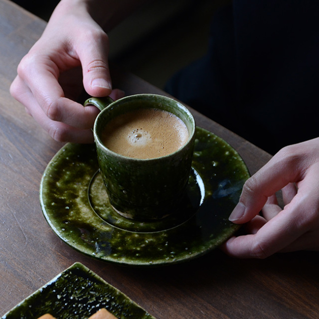 大和織部デミタスカップ＆ソーサ 　作家「金本卓也」