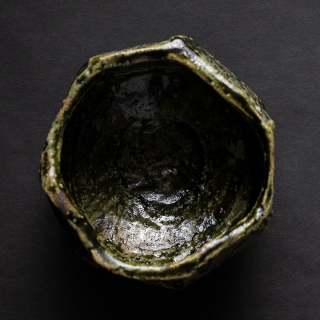 織部抹茶茶碗