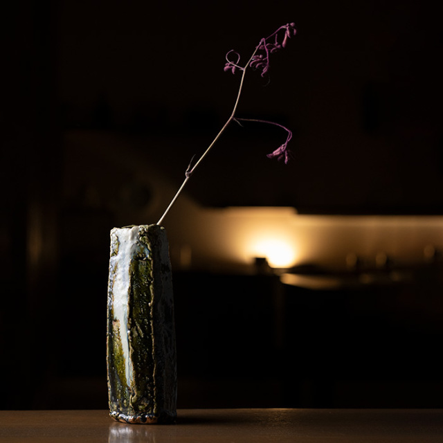 織部　掛花 花入 | 大和織部刳貫花器（TK-093) 作家「金本卓也」